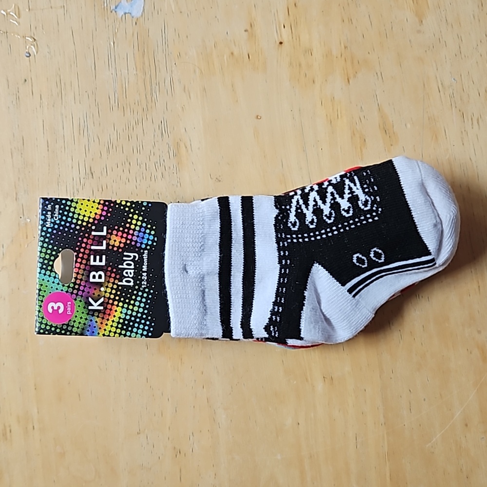 BABY SOCKS